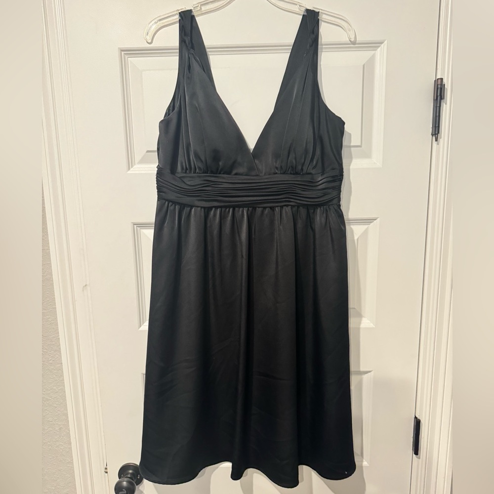 Black Dress Calvin Klein size 12 Semiformal Satin